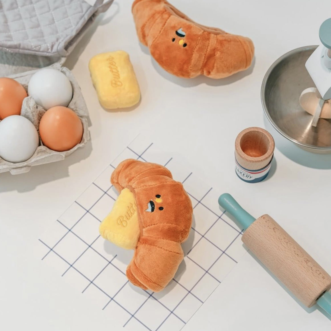 Croissant Plush Dog Toy Soft Squeaky Pet Chew Toy 4