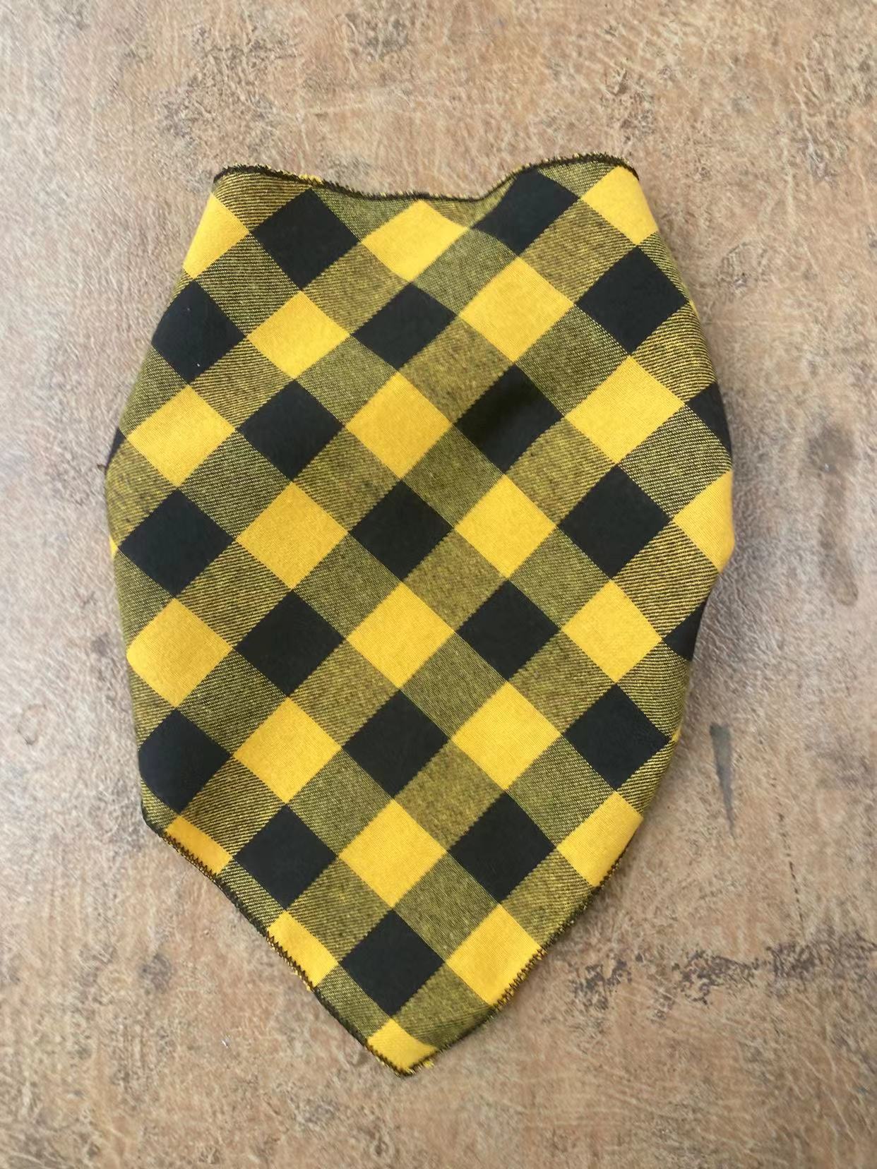 Plaid Cotton Dog Bandana Adjustable Triangle Scarf 9