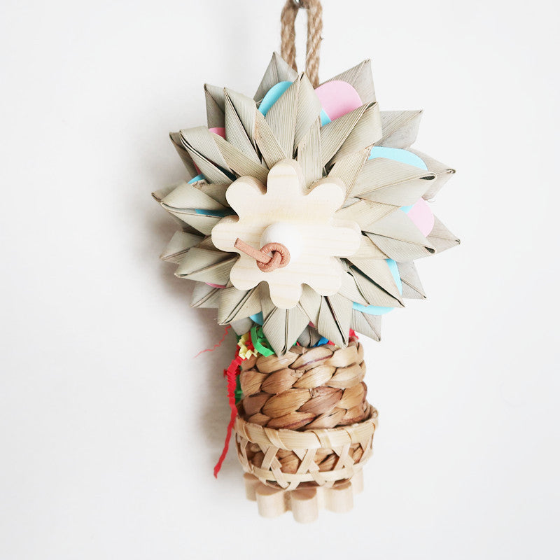 Hand-Knitted Palm Leaf Parrot Chew Toy Natural Materials 4