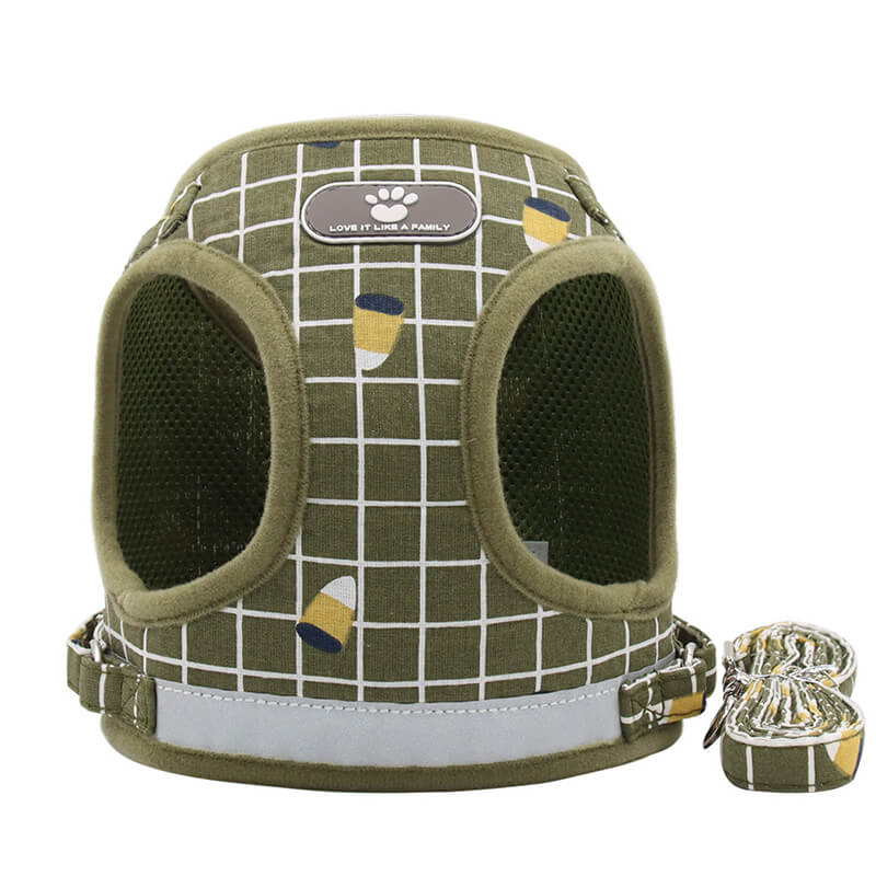 Plaid Adjustable Dog Harness Soft Mesh Vest with Leash