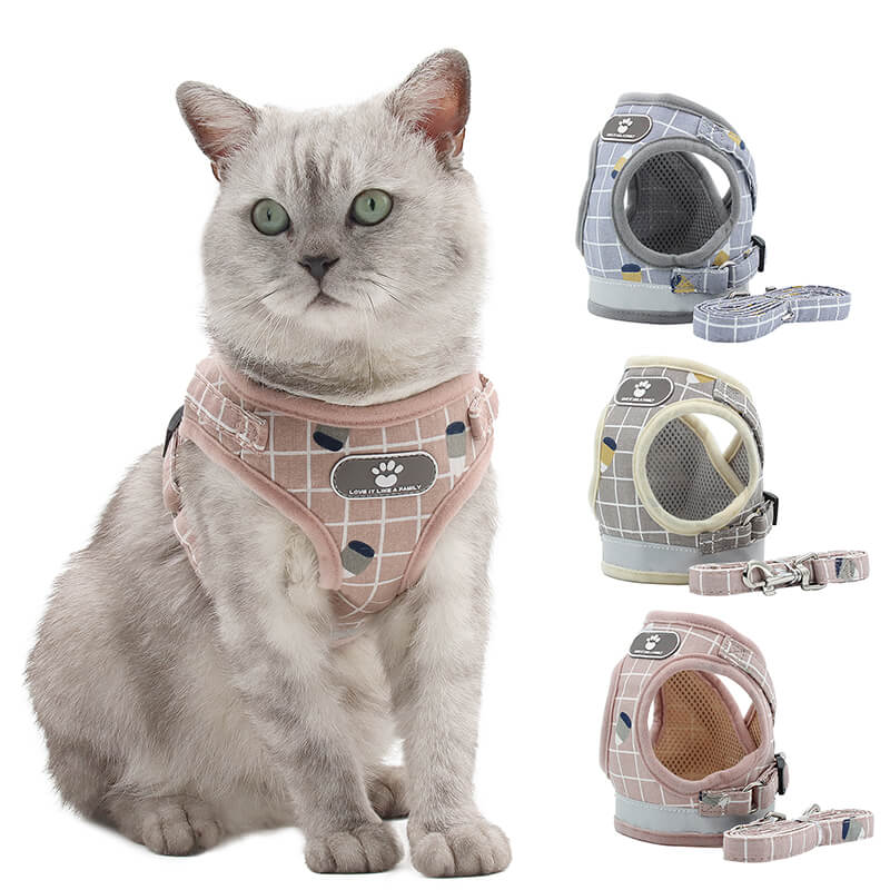 Plaid Adjustable Dog Harness Soft Mesh Vest with Leash